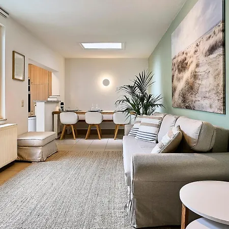 Eau Zee - Private Terrace - 100m Apartment