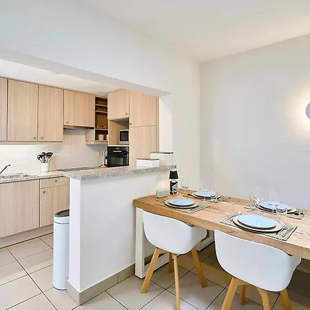 Eau Zee - Private Terrace - 100m
